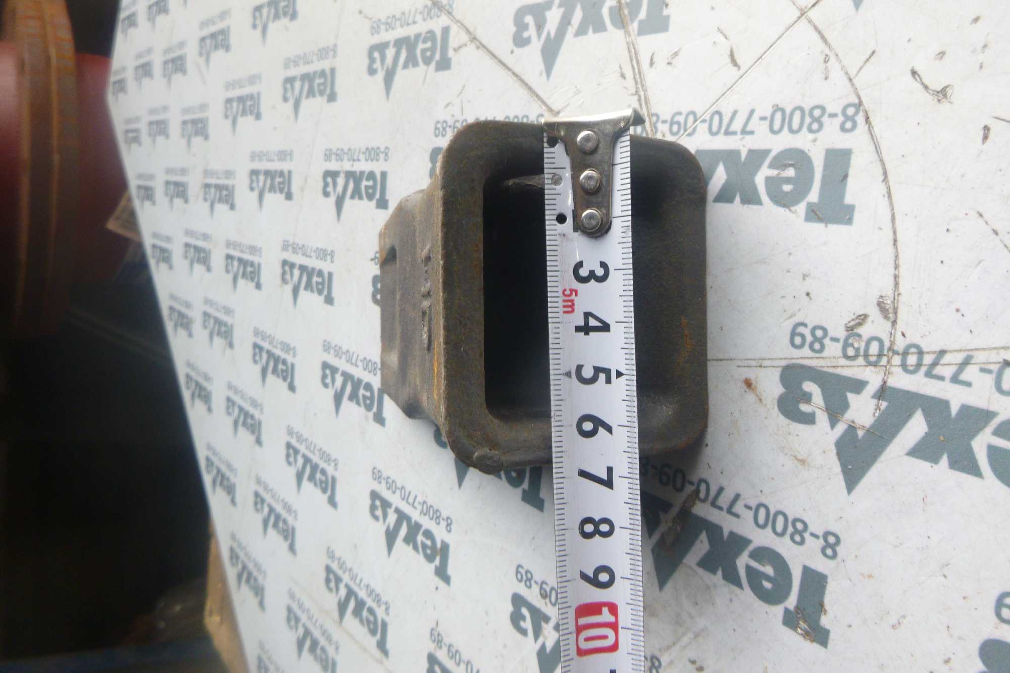 Коронка ковша RF11-73A010004A0 Коронка ковша RF11-73A010004A0